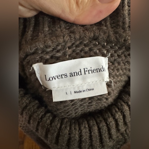 LOVERS AND FRIENDS Emory Keyhole Cable Pullover in Dark Taupe Brown size L - Picture 10 of 11